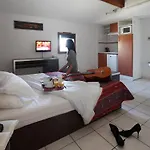 Res La Barbacane, Carcassonne, For 2 People * Carcassonne