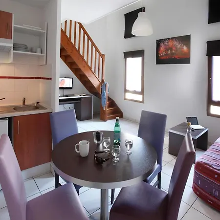 Res La Barbacane, Carcassonne, For 2 People Carcassonne