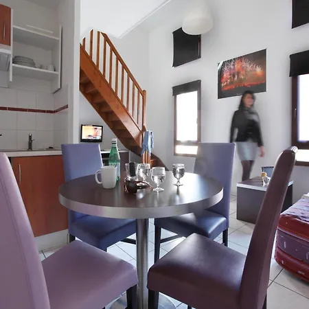 Apartment Res La Barbacane, Carcassonne, For 2 People *