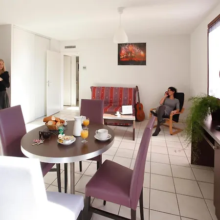 Res La Barbacane, Carcassonne, For 2 People